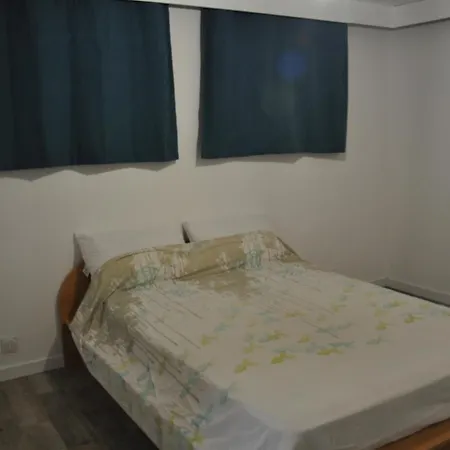 דירה 2 Pieces Renove En Rez-de-chaussee Proche De La Gare *